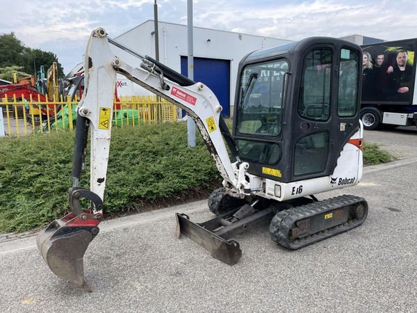 BOBCAT E16